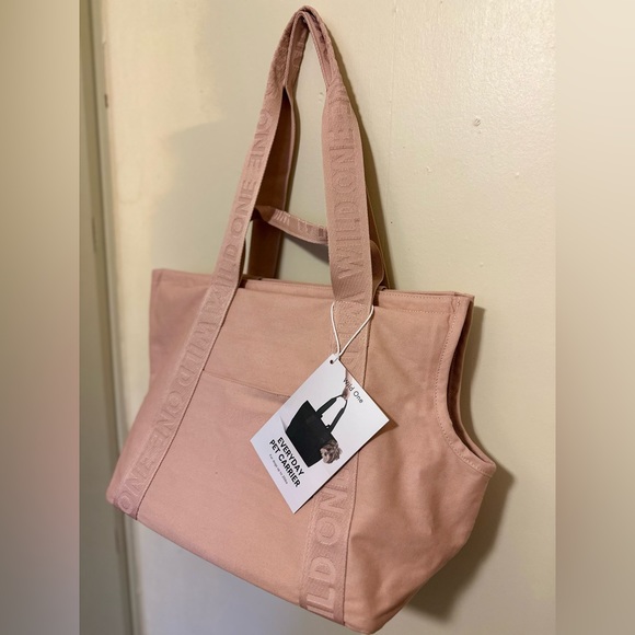 Wild One Dog Carrier - Picture 2 of 6